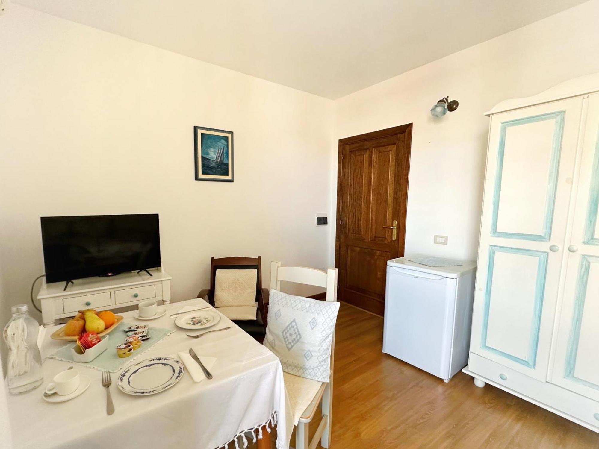 B&B Tre - Rooms & Relax Oristano Exterior foto